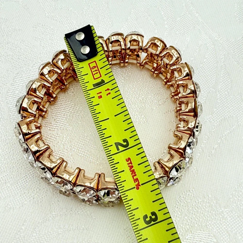 Vintage Gold Tone Bezel Set Clear Crystal Rhinestone Stretch Bracelet